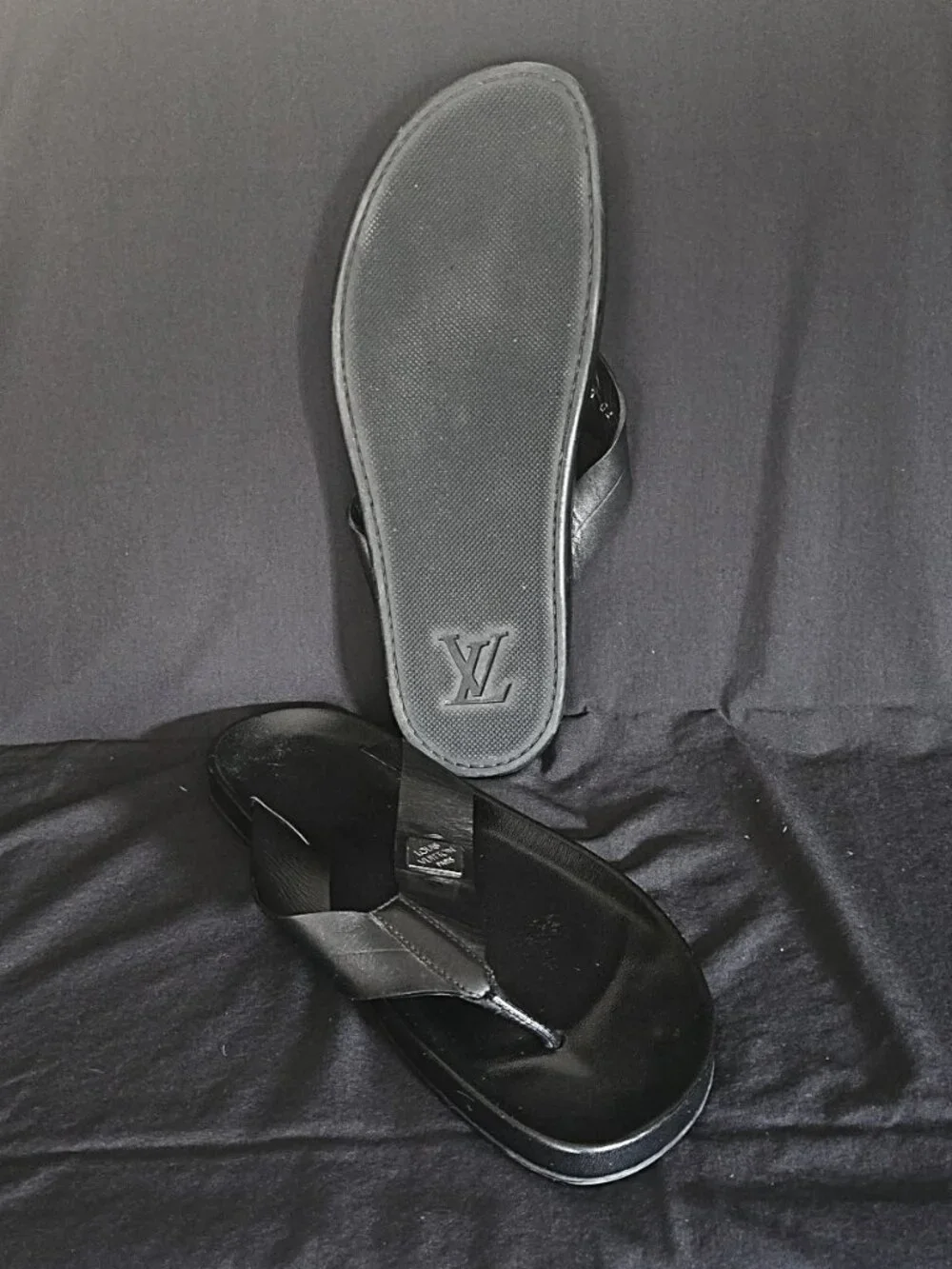 Louis Vuitton Mens Sandals Lightly Used in Excellent Condition